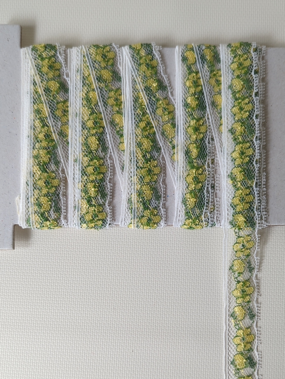 Vintage Yellow & Green Floral Lace Trim